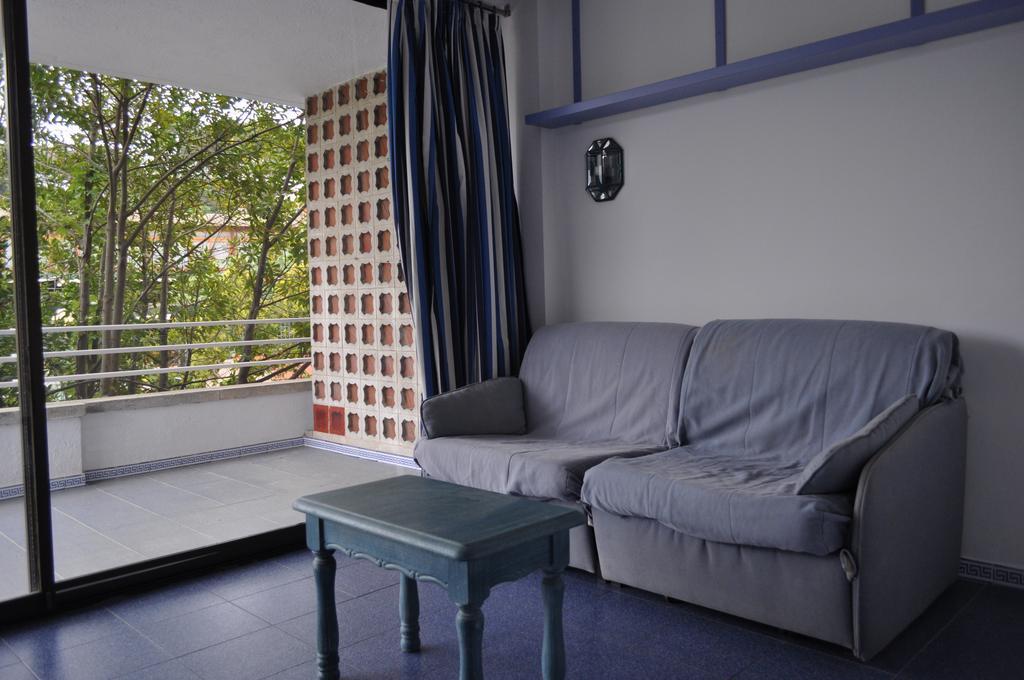 Apartaments El Trull Lloret de Mar Exterior photo